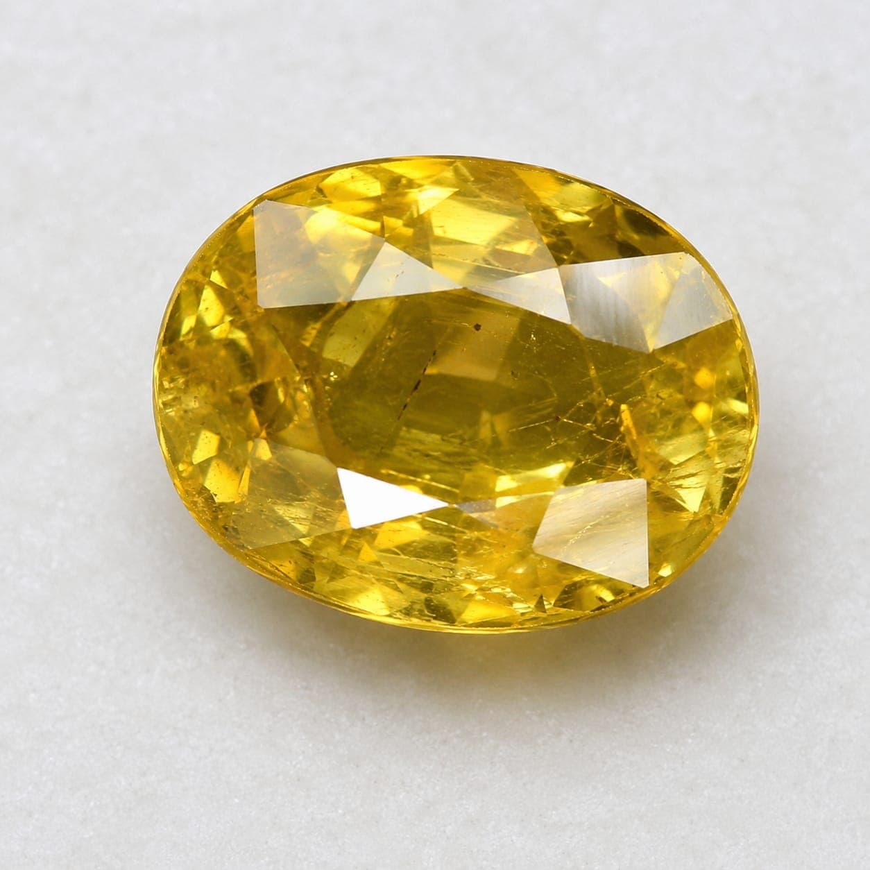 Yellow Sapphire (Pukhraj)
