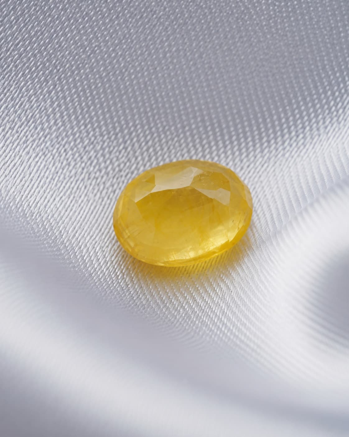 Yellow Sapphire (Pukhraj) - Image 4